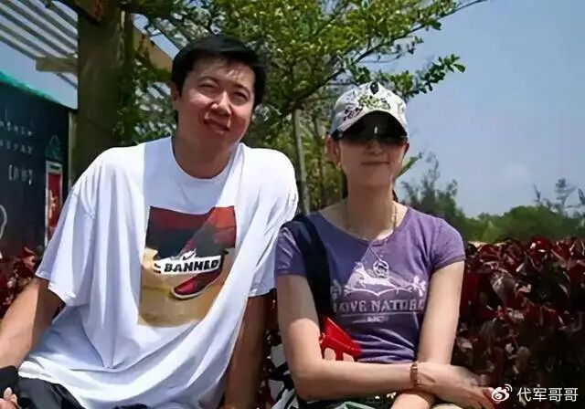 安博体育-一婚娶司令女儿,二婚娶小13岁娇妻,如今48岁的王治郅成人生赢家|宋杨|篮球|中国女篮|中国男篮|北京女篮_新浪体育_新浪新闻